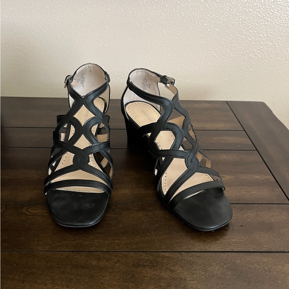 Women’s Adrienne Vittadini Abelina Black Heels - Size 8.5M